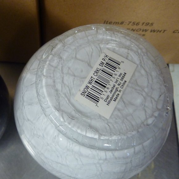Box of 2 Tall Snow White Crackle Glass Candle Holders, 5 1/2" h x 4 1/2" d NEW - Picture 4 of 7